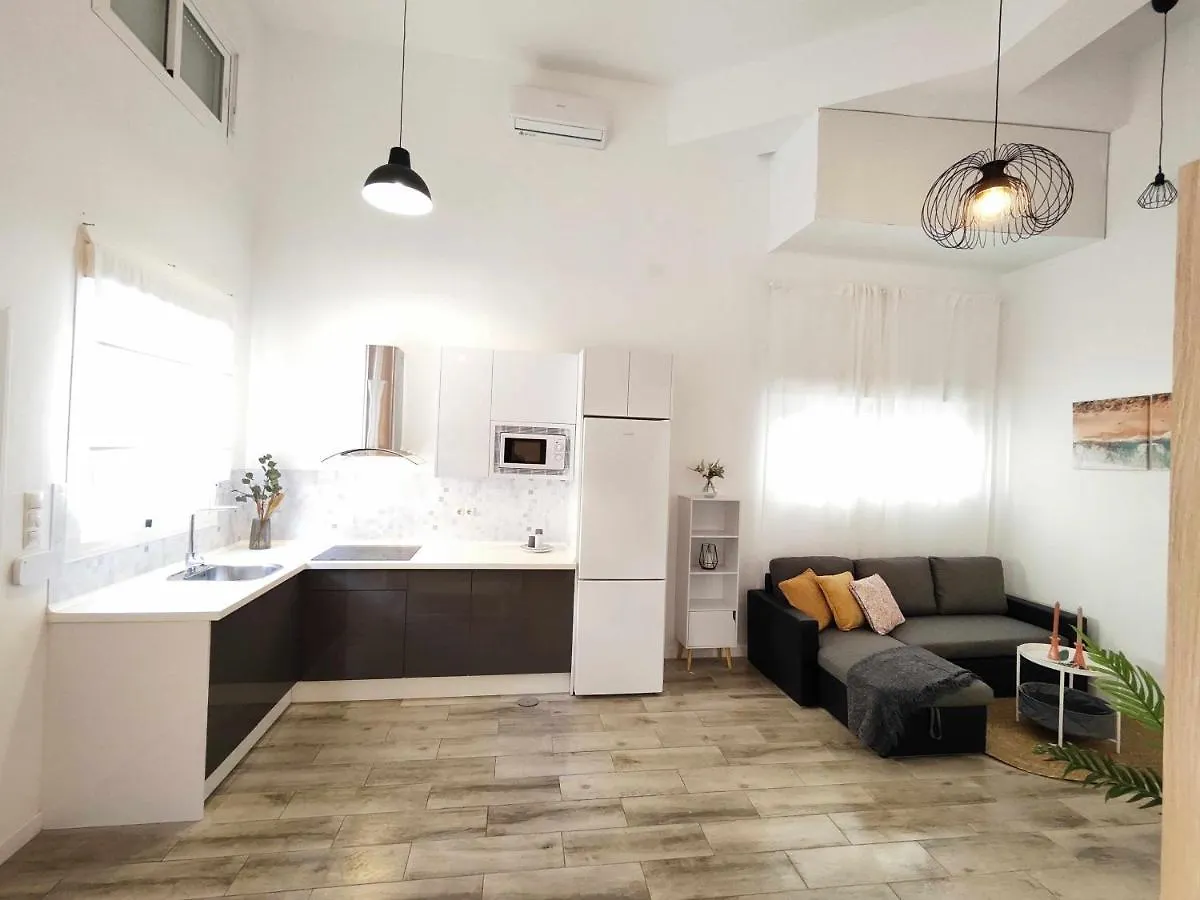 Lägenhet La Victoria Suites Málaga