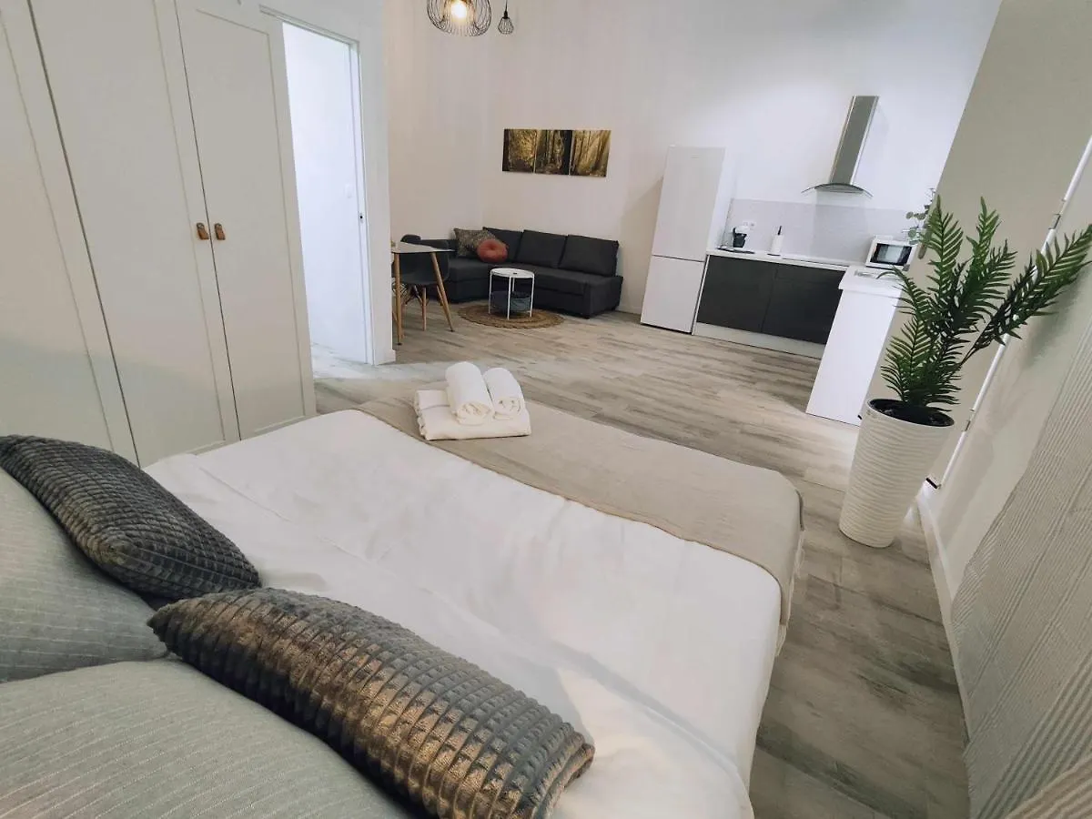 Lägenhet La Victoria Suites Málaga