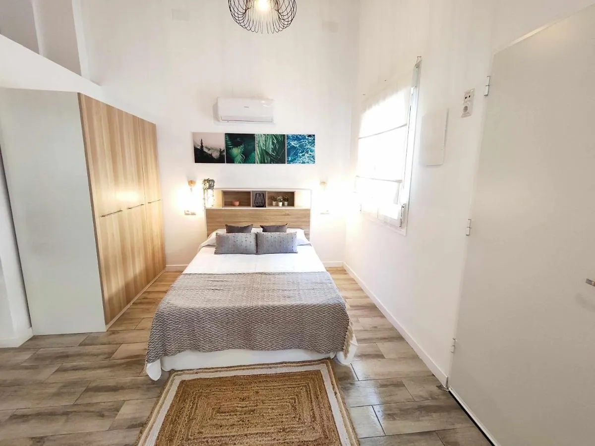 La Victoria Suites Málaga 0*,